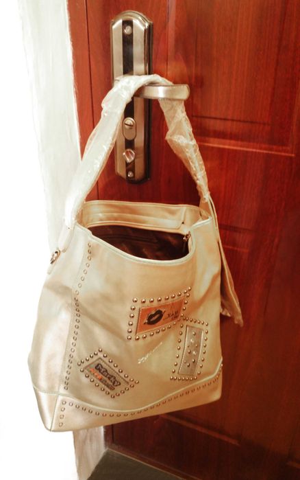 Geanta de dama Kevin Jeans aurie supradimensionata