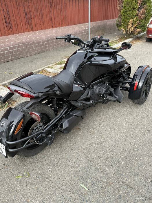 Can am spyder f3 2022 km2500