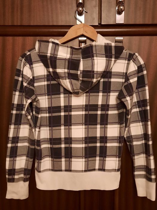 Нови детски суитшърти Nike, Decathlon и яке Youngster - плюс подарък