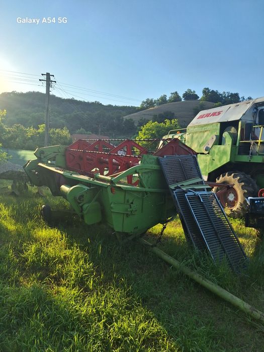 Combina agricola CLAAS  DOMINATOR 86