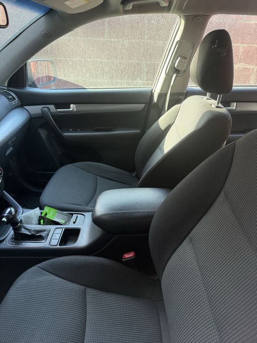 продам Kia Sorento 2014 года