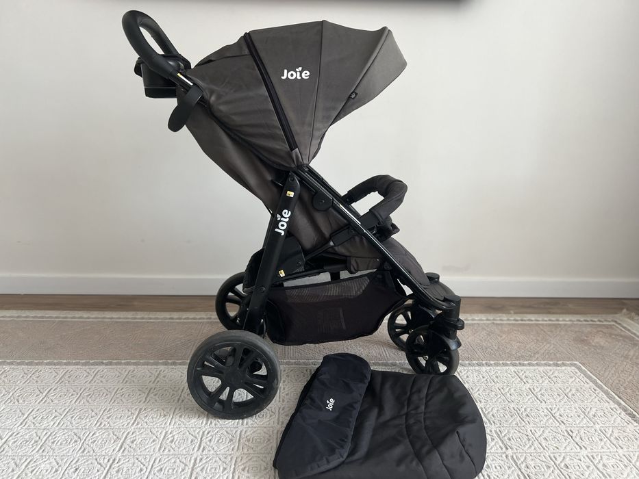 Коляска всесезонная, вездеход joie
