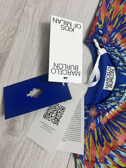 Tricou Marcelo Burlon original marime 8 ani