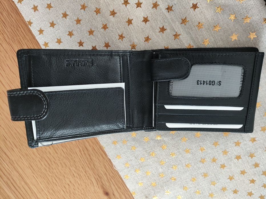 НОВ Комплект за подарък портфейл + химикалка