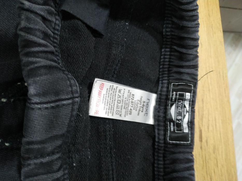 Штаны на мальчика б/у 5-6 лет