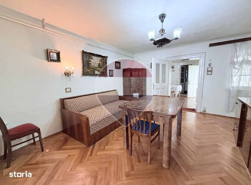Apartament spațios-Zona Ultracentrală-Ideal studenti sau cupluri
