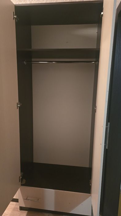 Продам шкаф 10000тг