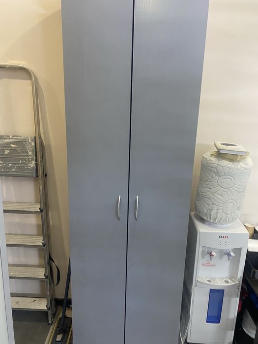 Продам плательный шкаф