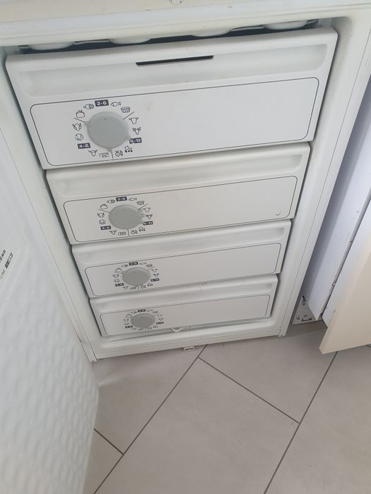 Congelator  si frigider