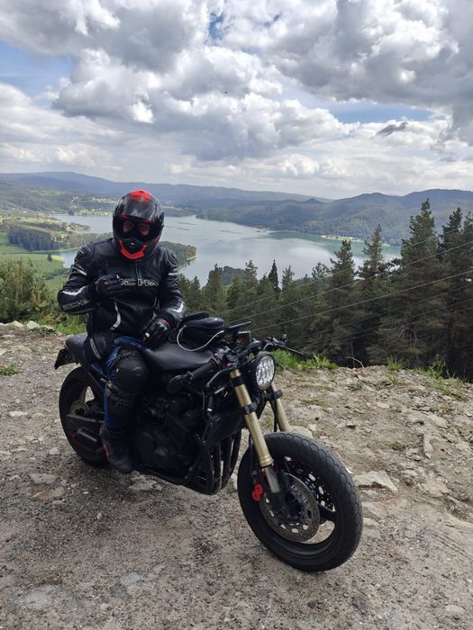 Yamaha FZS 600 Custom