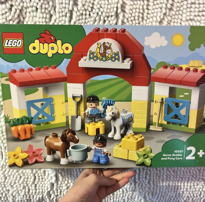 Set Lego Duplo 10951 - fermă caluți