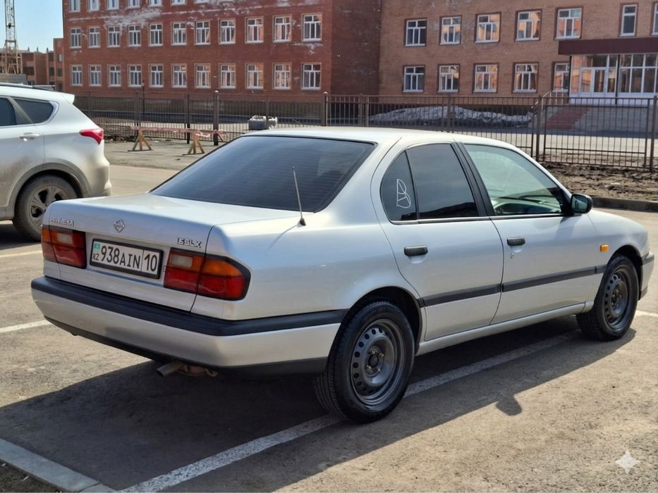 Nissan primera p10 1.6