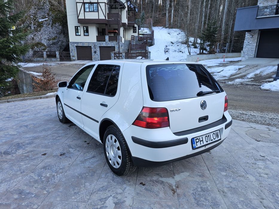 Volkswagen Golf 1.6i Automat