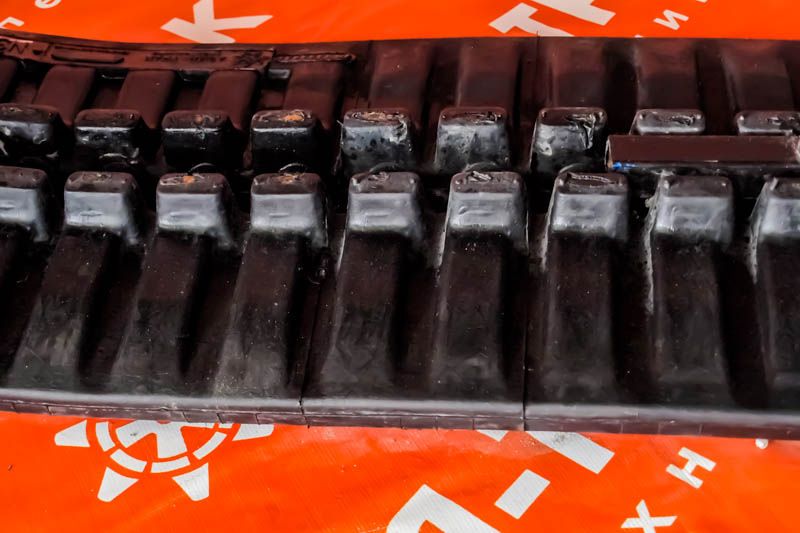 Лента гусеничная 300x52,5x84