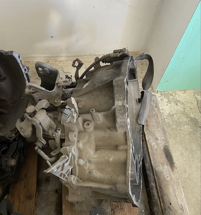 Скоростна кутия Nissan X-trail 8H5