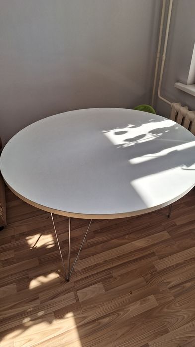 Стол итальянский