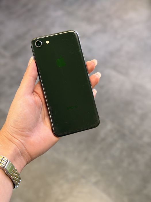 iPhone 8 64GB 100% Sanatate Baterie Liber de retea