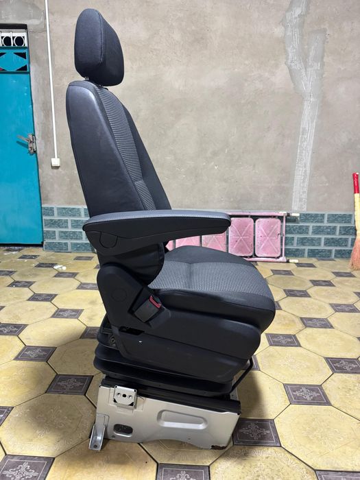 Качалка сидение на спринтер.