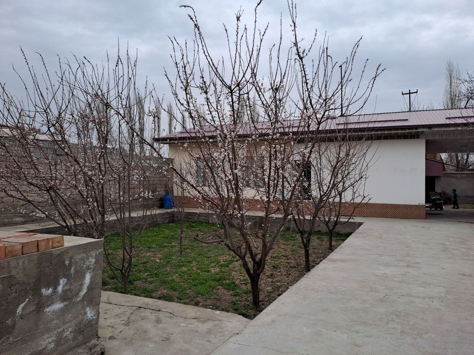 Уй сотилади 7.5 сотх