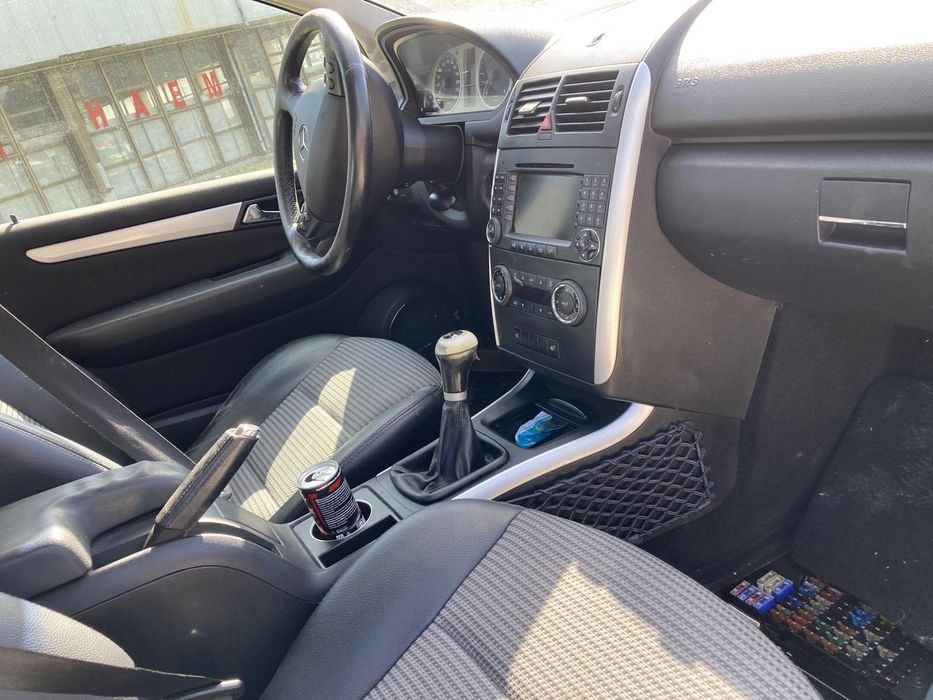 Продава се само на части Mercedes A180 cdi