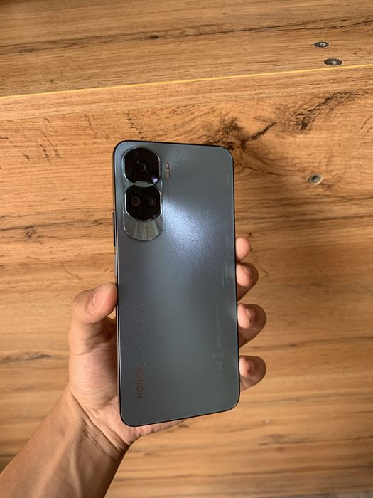 Срочно HONOR 90 Lite сотилади