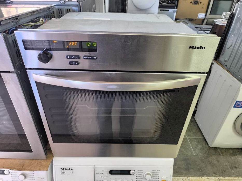 Фурна Miele H 373 BT-KAT