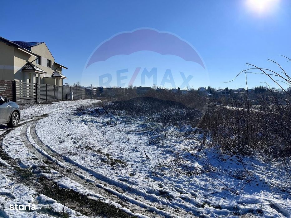 Teren intravilan 500mp, langa lac, acces drum principal - Corbeanca