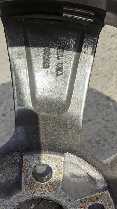 Комплект дисков с резиной