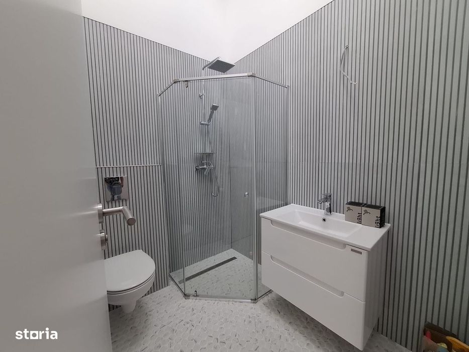 Studio in Vila , Centrala Proprie , Totul Nou L354