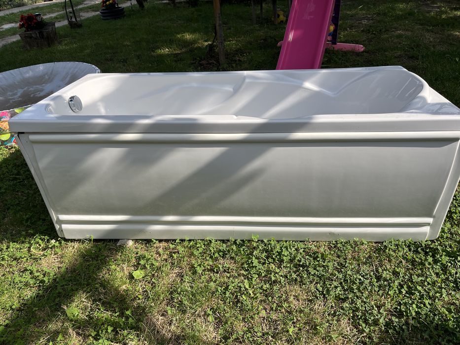 Cadă de baie din fibră de sticlă