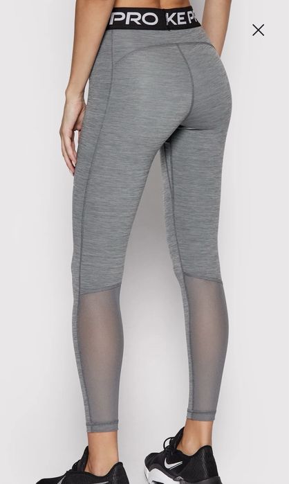 Чисто нов Nike pro