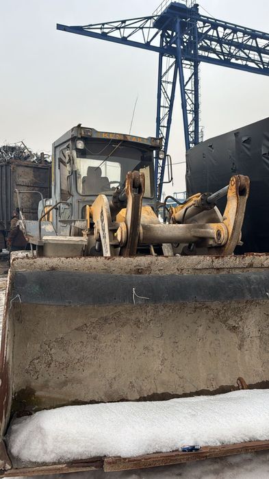 Продам погрузчик 3х кубовый