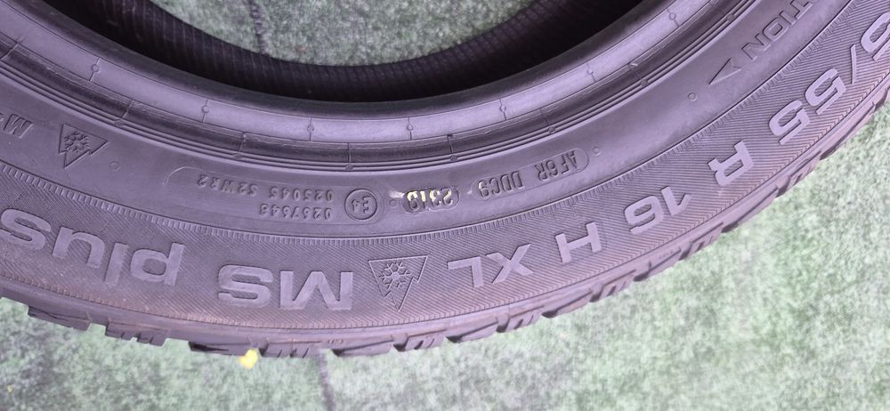 225 55 16 Uniroyal și continental m+s