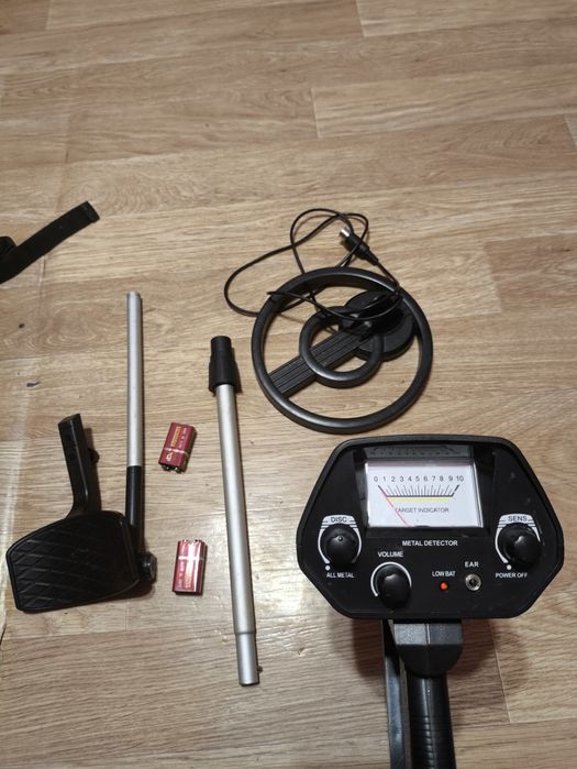Продам металлоискатель мд4030 про