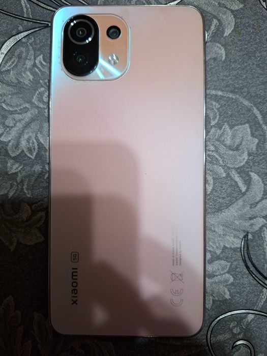 Huawei 11 lait - използван 100 ев.тел. за връзка 0877760237