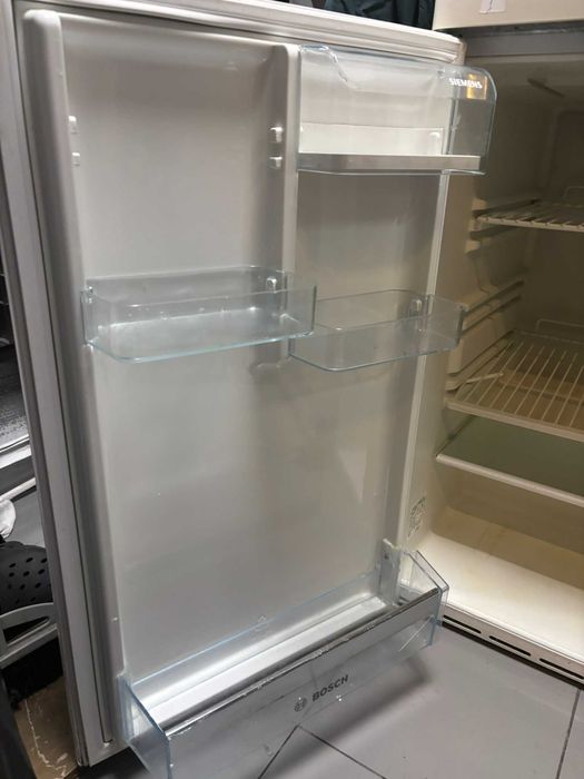 Хладилник малък/подплотов