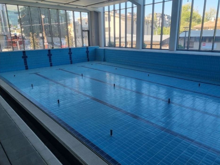 Офис клас А с довършване по твой проект – 390+ кв.м, басейн, фитнес,