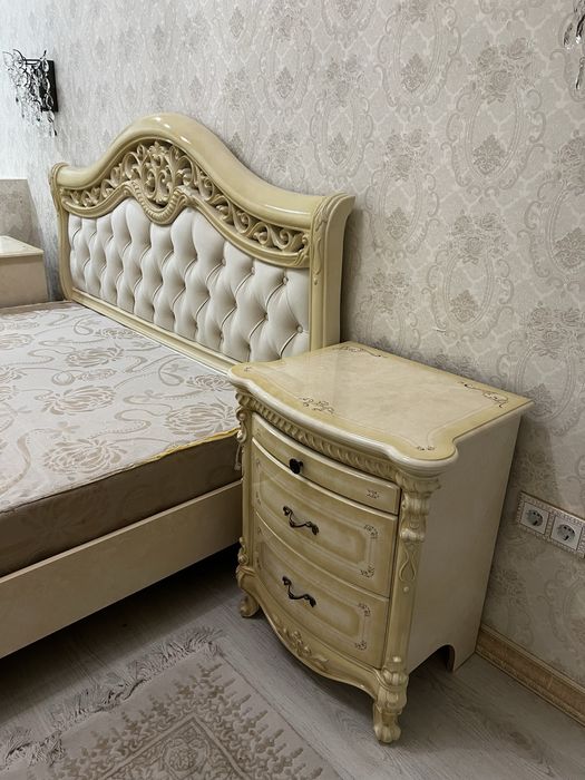 Спальный гарнитур б/у в хорошем состоянии