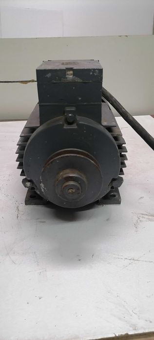 Електродвигател трифазен 0.9кв.1410 об.