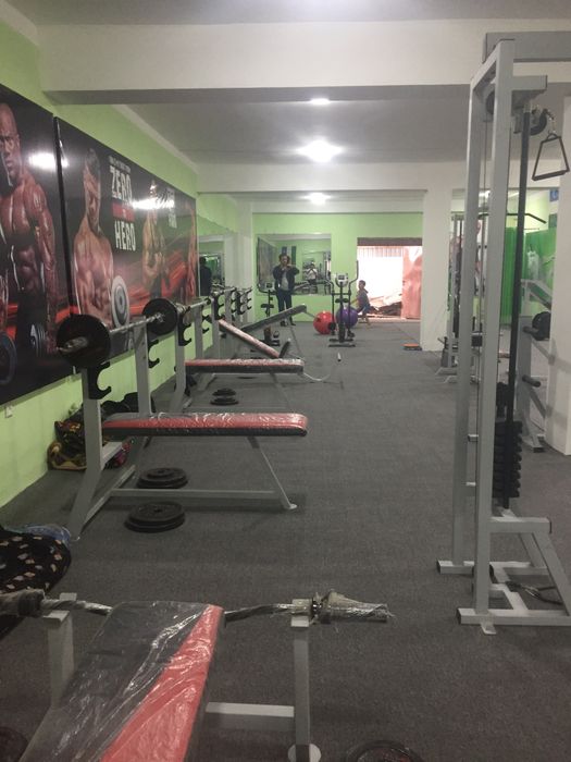 Спортивный тренажёры, и гонтель,блины,щтанги