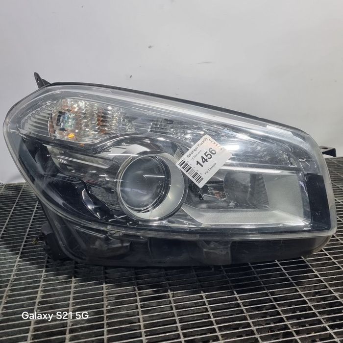 Far Dreapta Nissan Qashqai Facelift 2010 - 2013 SUV 4 Usi (1456) Cu lupă 26010BR01B
