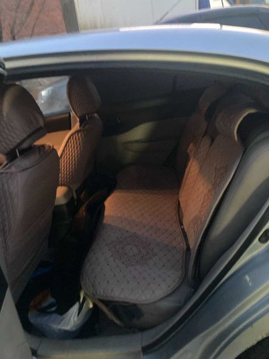 Продам Faw besturn b50