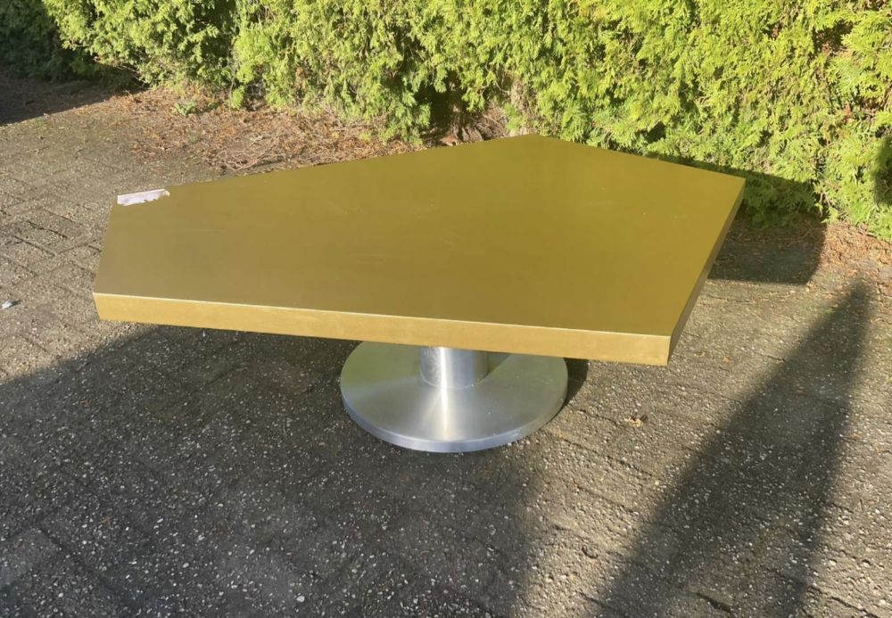 Дизайнерска Маса Белгия