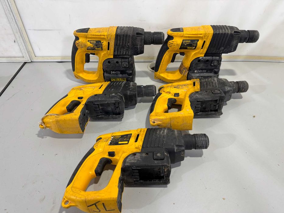 Перфоратор  - Dewalt 24 V /  ЛОТ 44