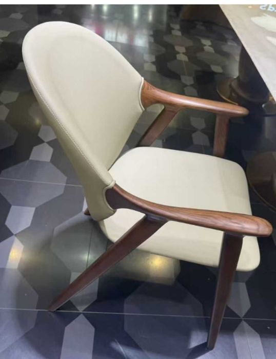 Стул натуральное дерево ясень