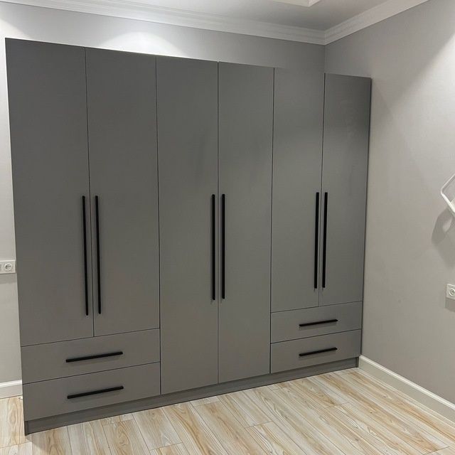 Mebel stol stul matras kuxinniy spalniy