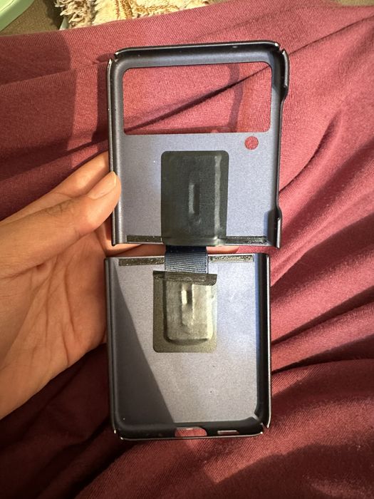 Два чехла на z flip 3