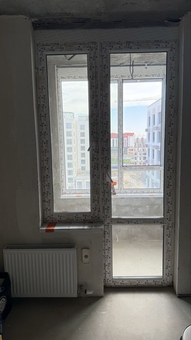 Балконный блок. Дверь на балкон с окном