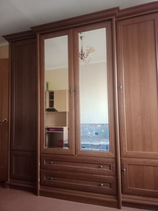Спальный шкаф,4дверный