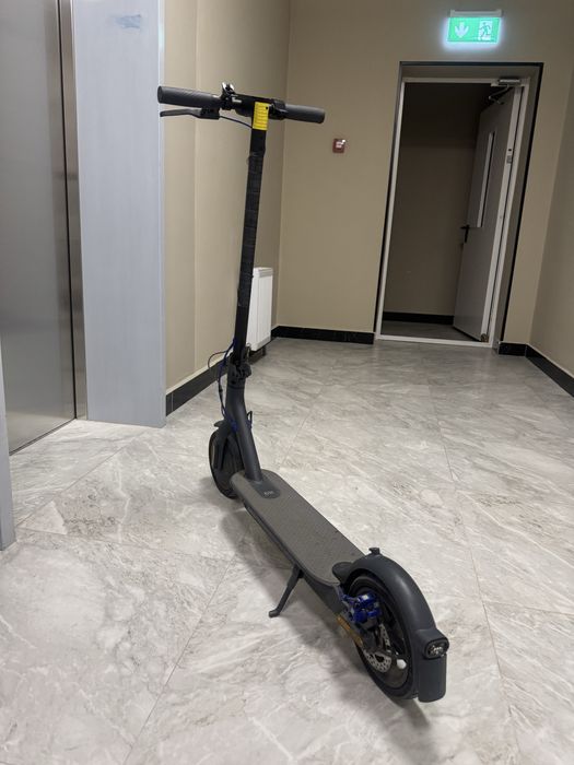 Xiaomi mi Scooter 3 электросамокат